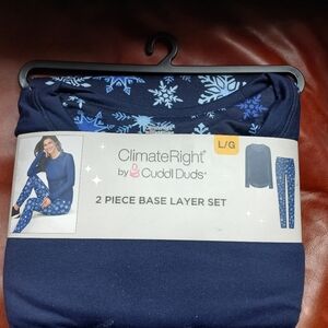 Cuddl Duds Navy and Blue Snowflake Pajama Set